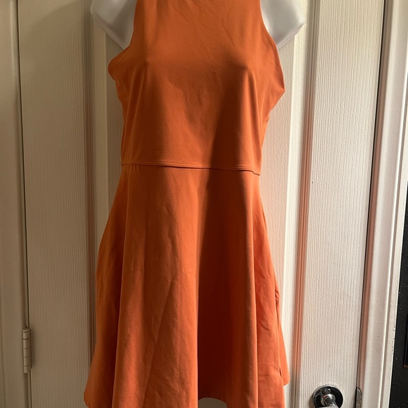 Athleta coral /orange Conscious Dress
With side pockets - Picture 12 of 14